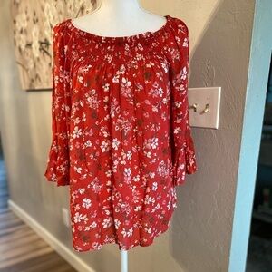 Beachlunchlounge red floral top size Medium 100% Modal